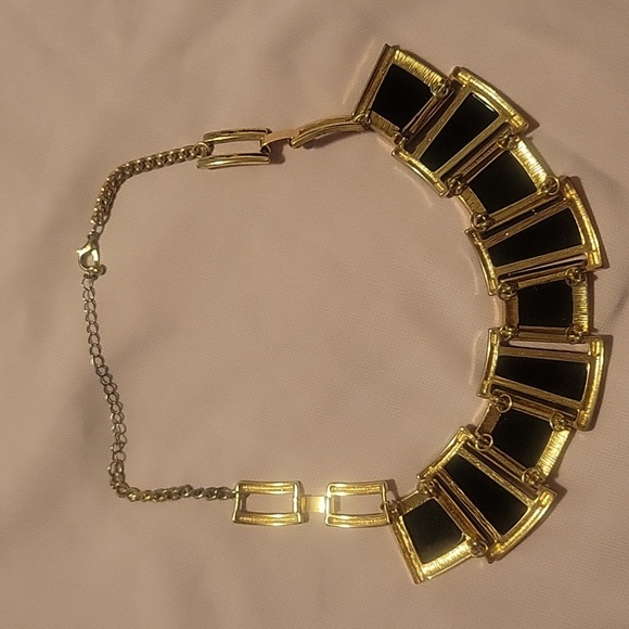 Fashion statement necklace - Picture 5 of 5